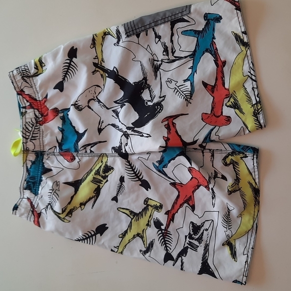 Old Navy large 10 12 shark print swim boardshorts - Picture 2 of 10